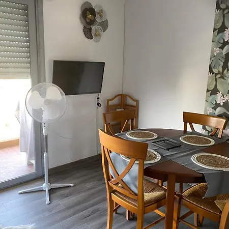 Superbe Studio A Louer Mandelieu